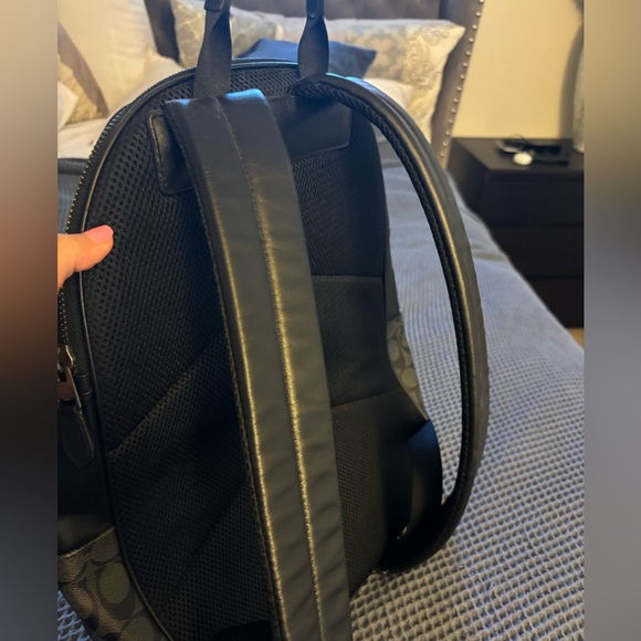 Coach backpack - Picture 3 of 8